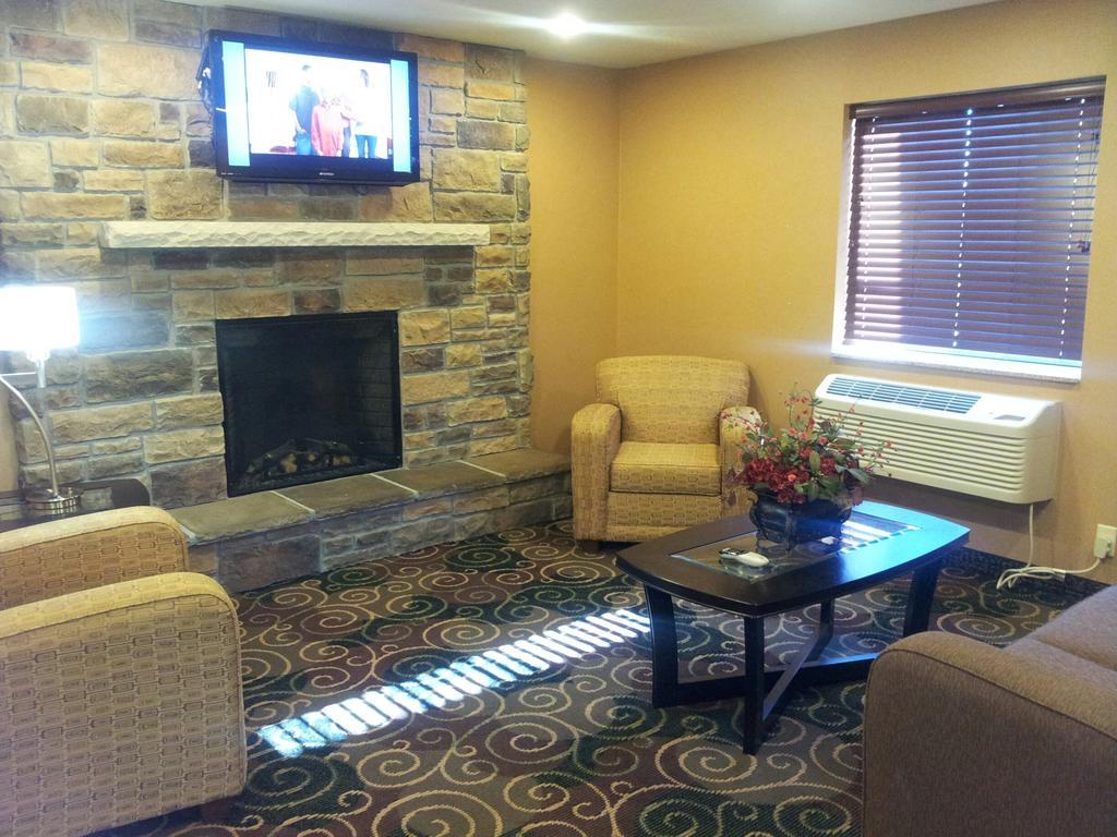 Cobblestone Inn & Suites - Hartington Εξωτερικό φωτογραφία
