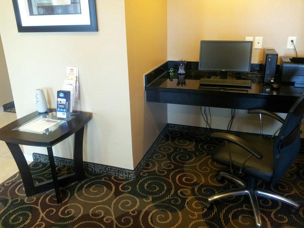 Cobblestone Inn & Suites - Hartington Εξωτερικό φωτογραφία