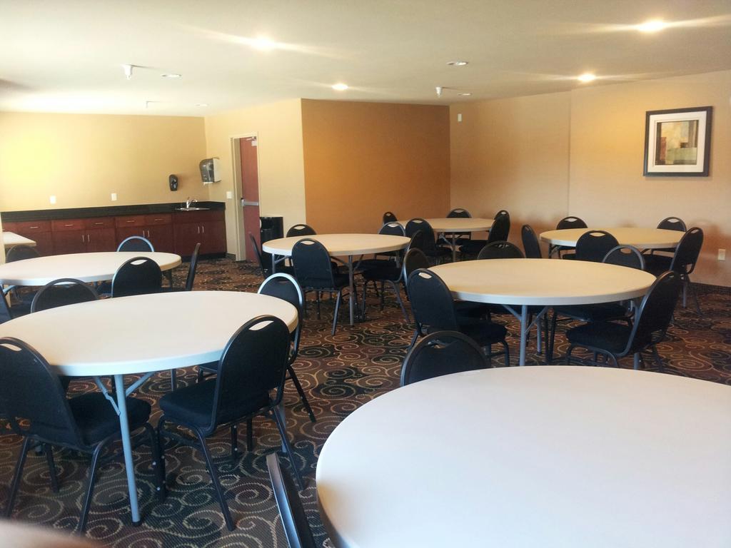 Cobblestone Inn & Suites - Hartington Εξωτερικό φωτογραφία