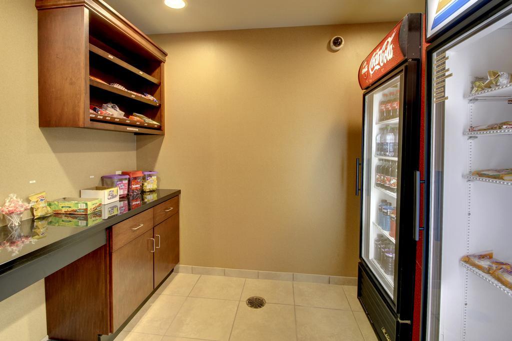 Cobblestone Inn & Suites - Hartington Εξωτερικό φωτογραφία