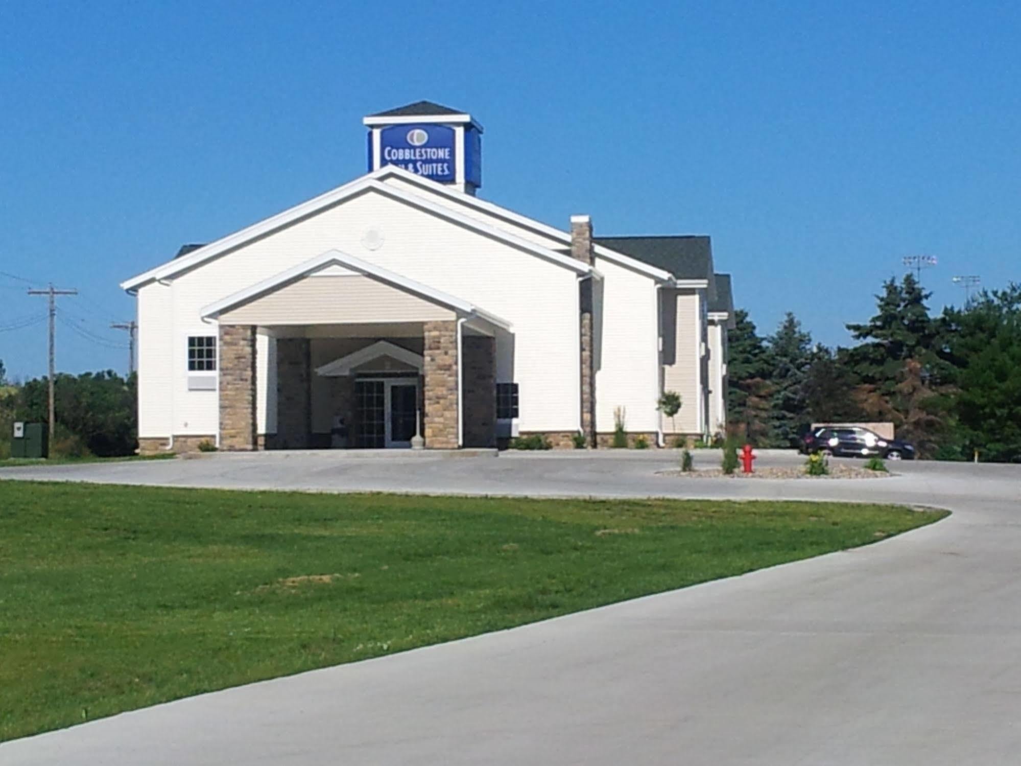 Cobblestone Inn & Suites - Hartington Εξωτερικό φωτογραφία