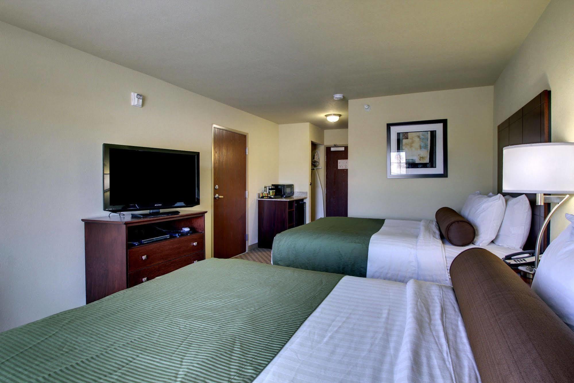 Cobblestone Inn & Suites - Hartington Εξωτερικό φωτογραφία
