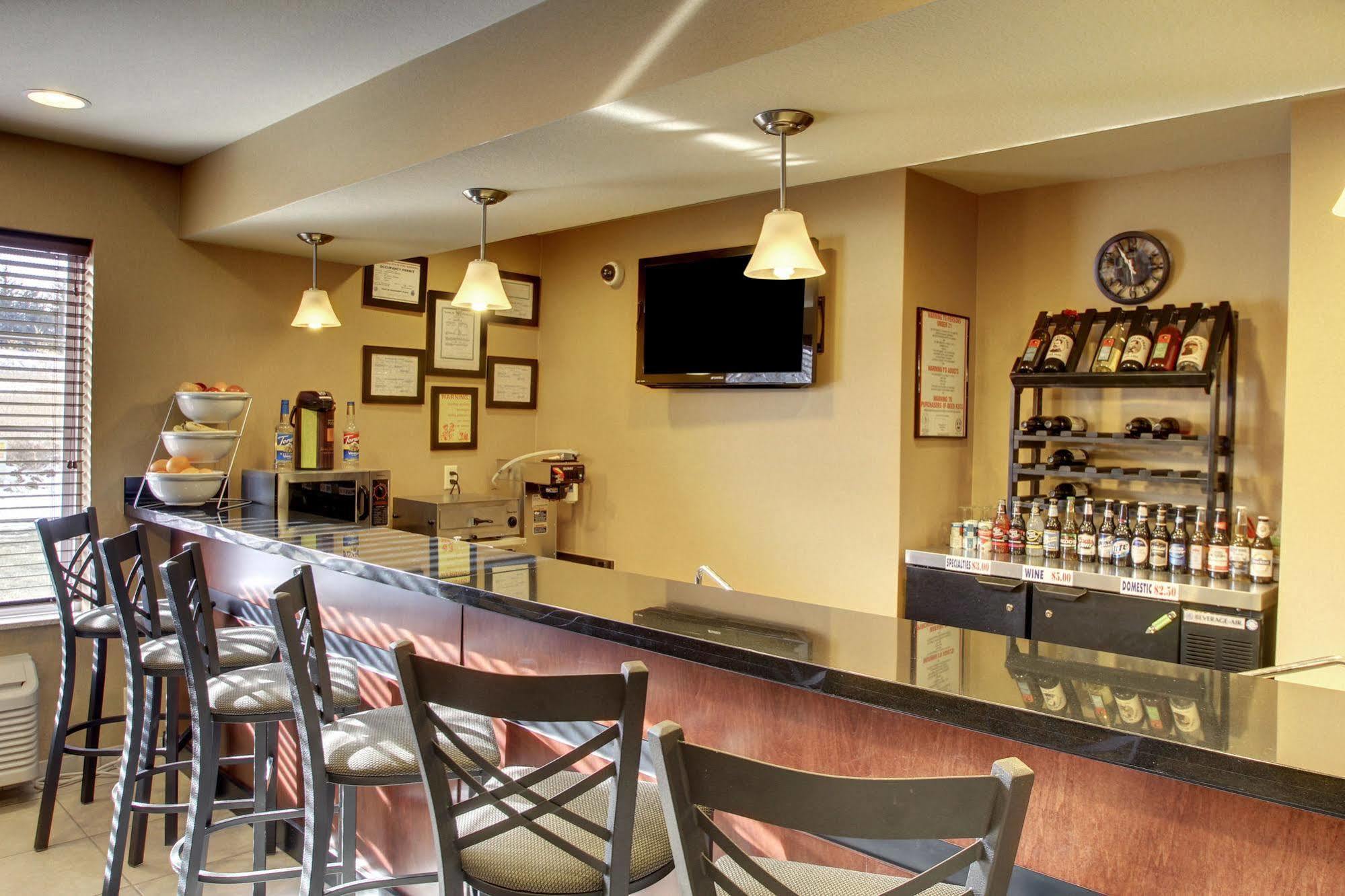 Cobblestone Inn & Suites - Hartington Εξωτερικό φωτογραφία